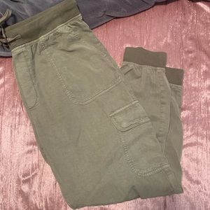 AE Soft Jogger